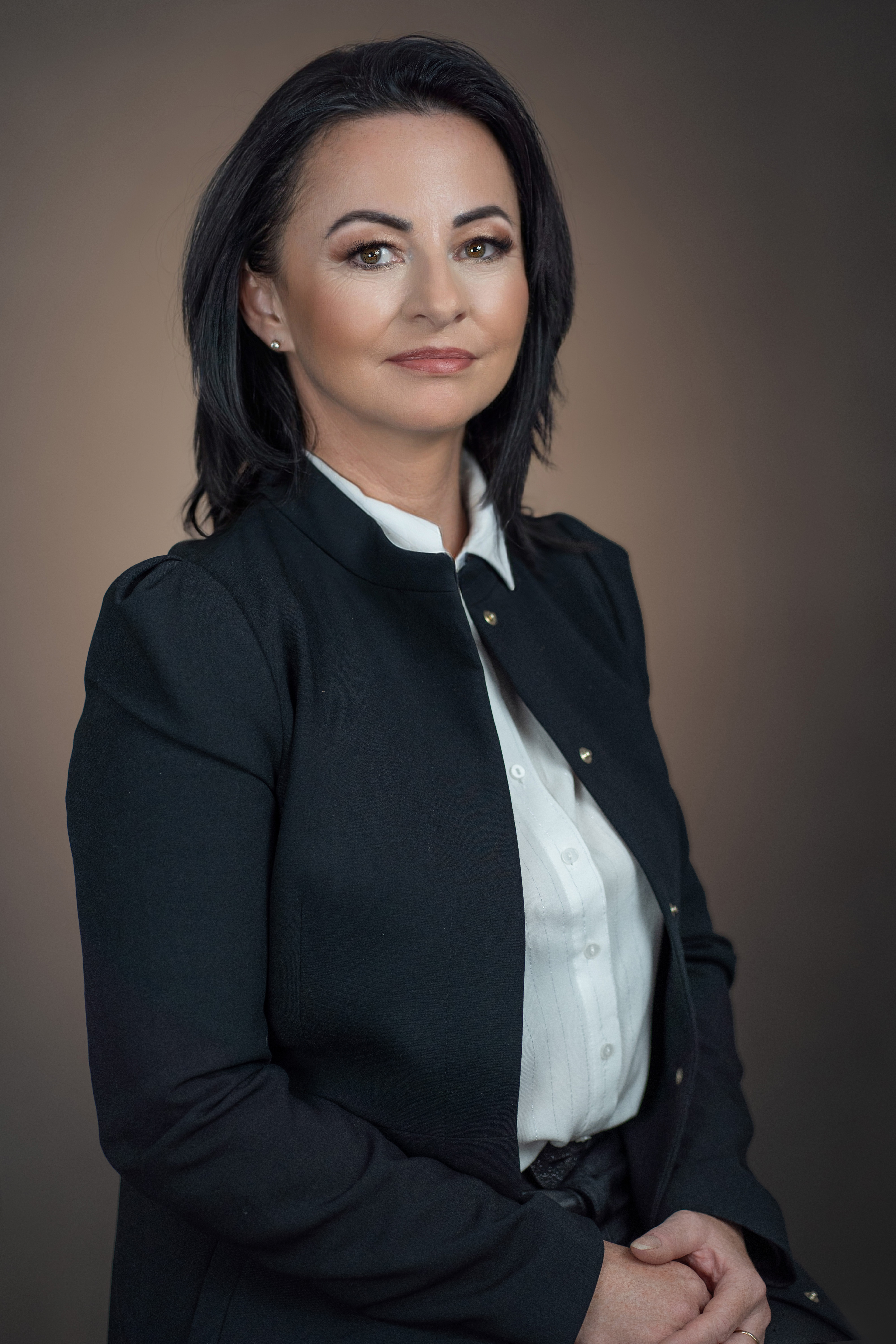 biznis portretne fotenie aj s licenim a makeupom vlasy